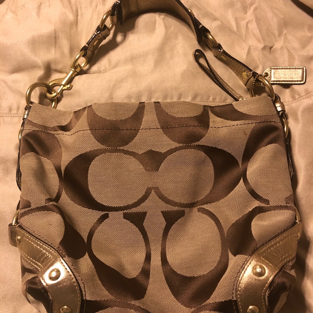 Authentic Coach Handbag - Picture 2 of 8